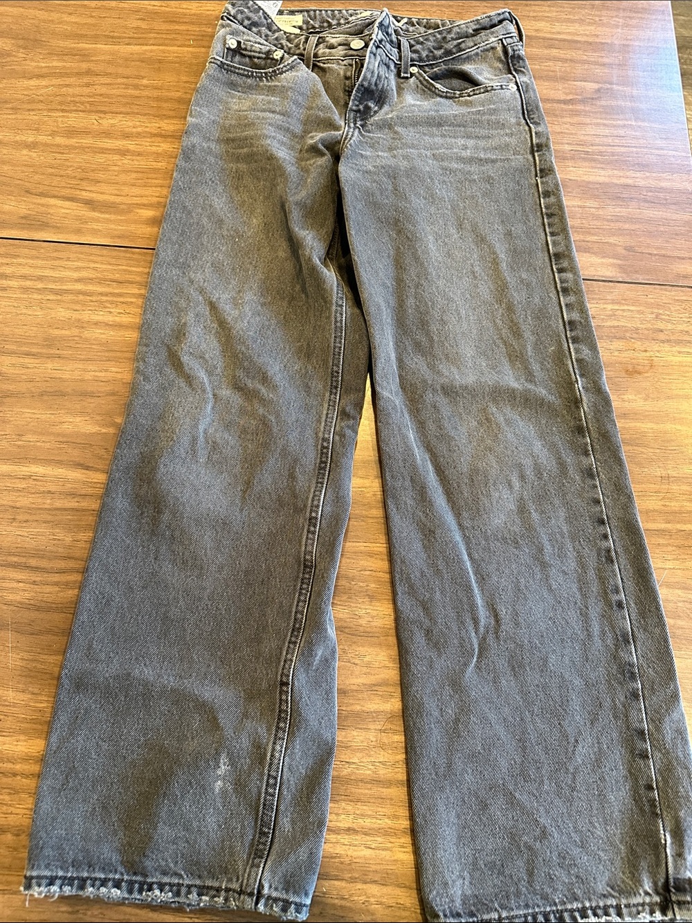 High-Rise Wide-Leg Jeans — Washed Gray